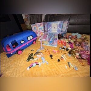 OMG LOL Surprise Bundle Huge Lot Fashion Runway Mega Van 11 Dolls Accessories